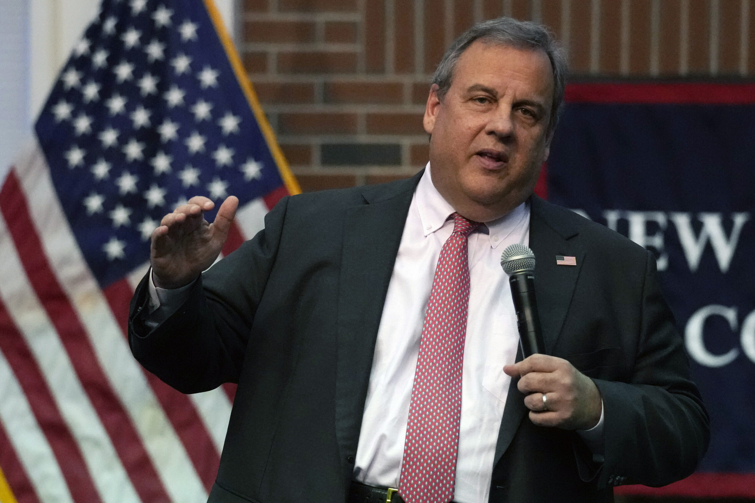 Chris Christie taunts Trump on debates in new Facebook ads: ‘Why are you afraid’