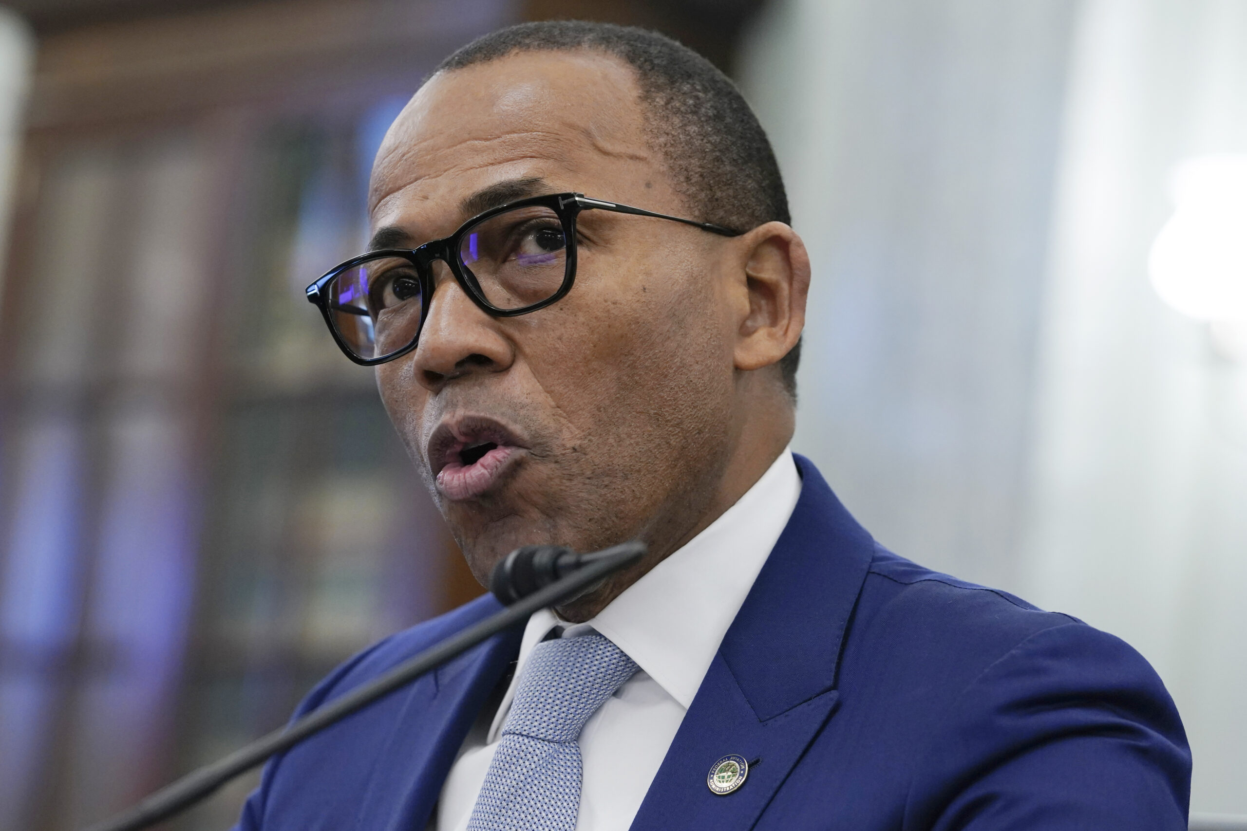 FAA administrator to depart amid crisis