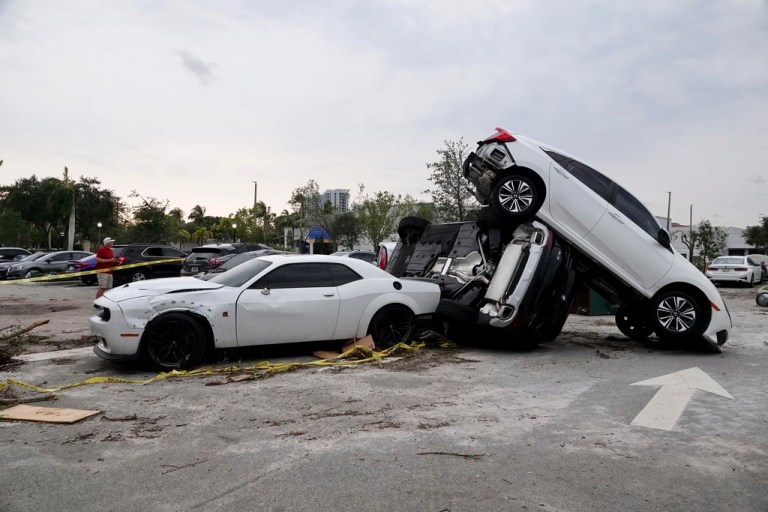 Tornado flips cars, damages homes in coastal Florida city