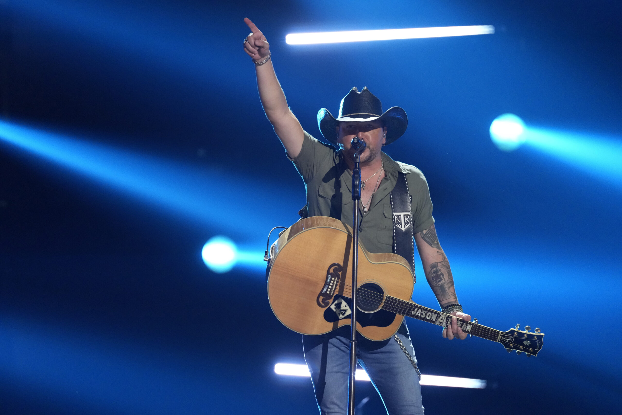 Jason Aldean’s MAGA small town