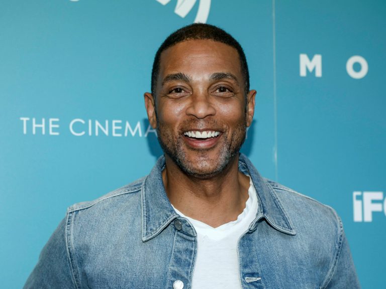 Don Lemon dresses up as Kamala Harris for Halloween