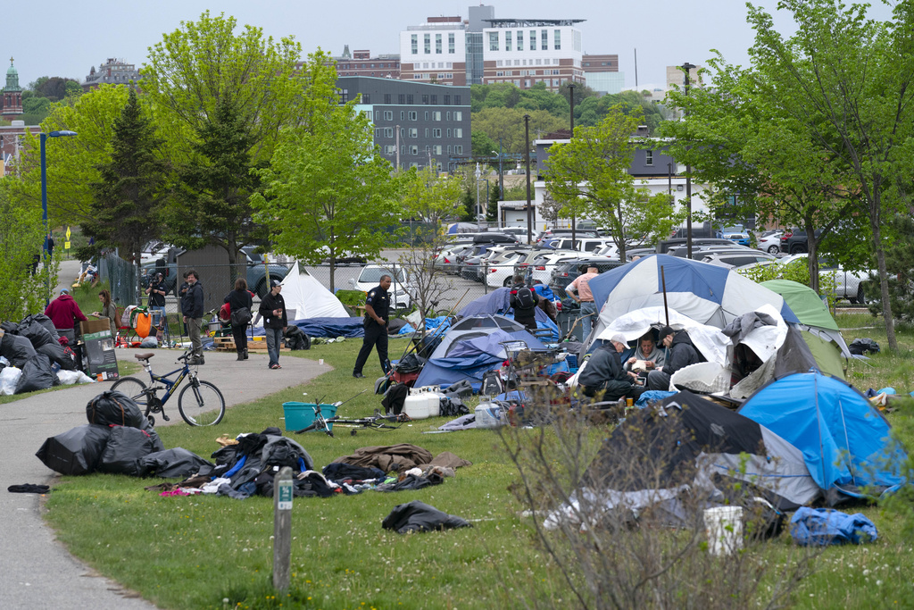 Maine program provides rent money to families of students struggling with homelessness