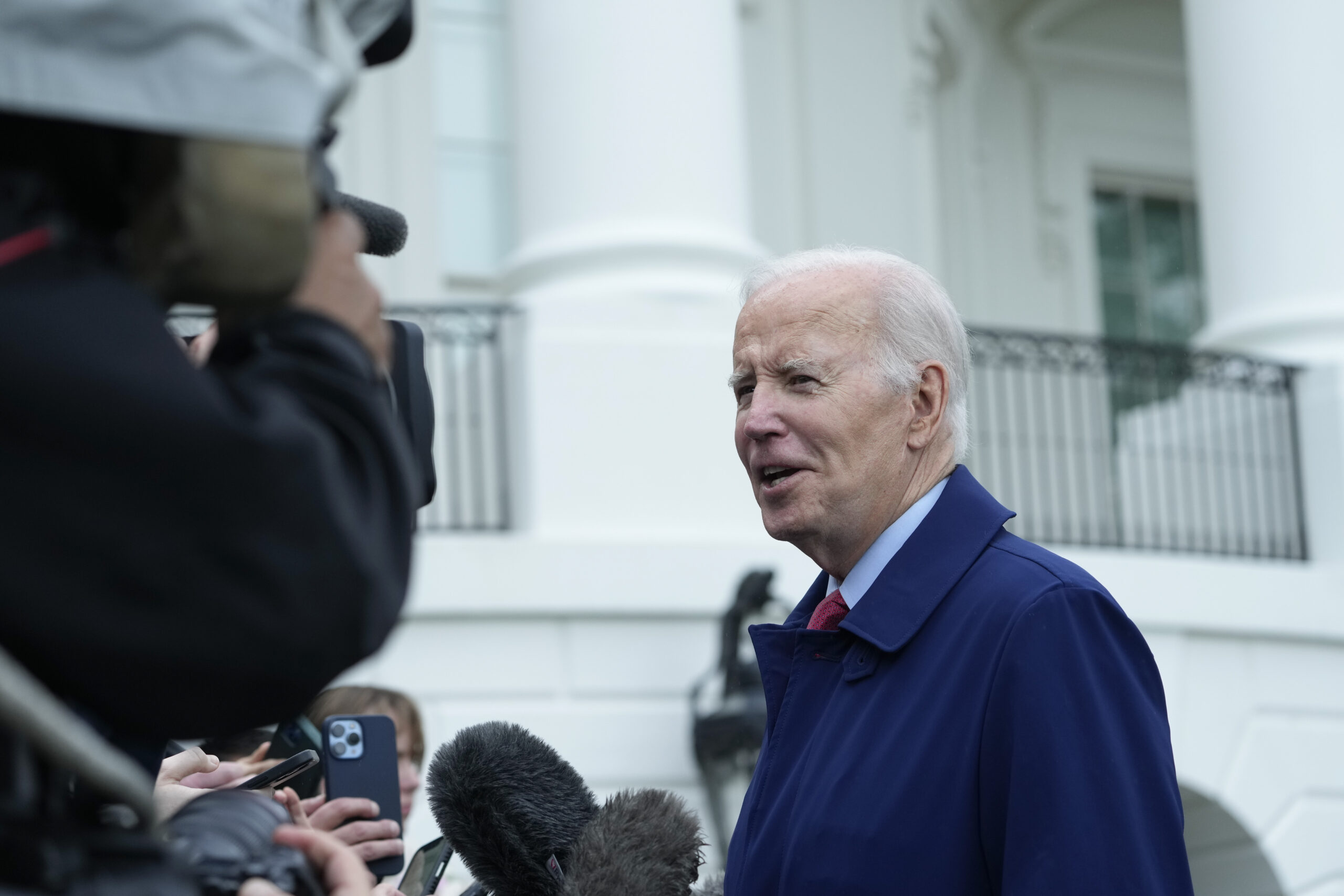 Biden praises ‘competent’ Republicans challenging Trump for 2024 GOP nomination