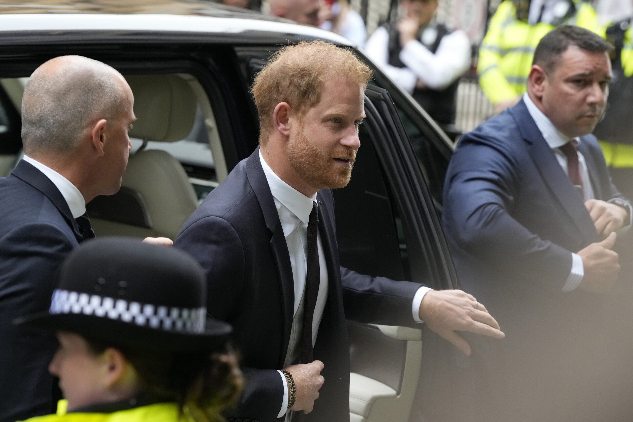 DHS must respond to Prince Harry immigration documents request: Judge
