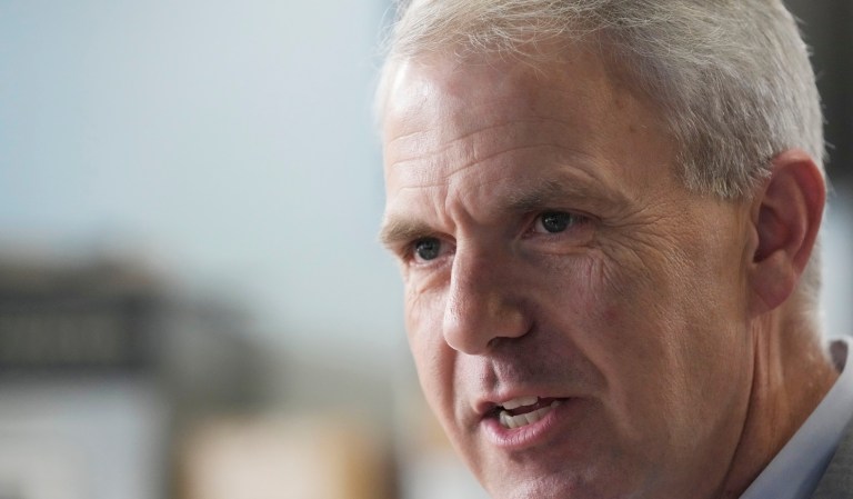 Elvis Presley’s cousin lifts Democrats’ hopes in Mississippi governor’s race