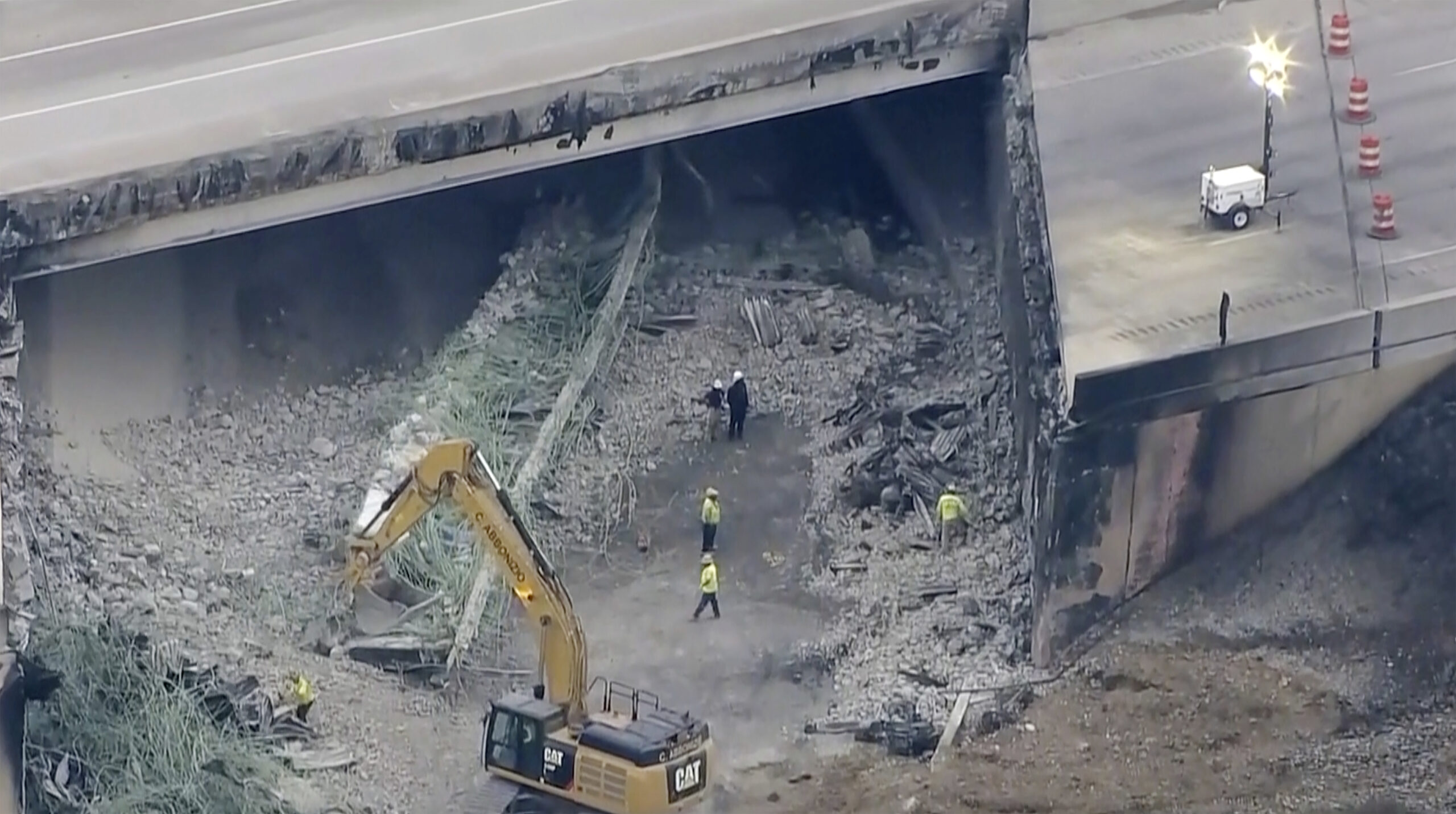 I-95 collapse: PA governor forecasts highway to open in two weeks