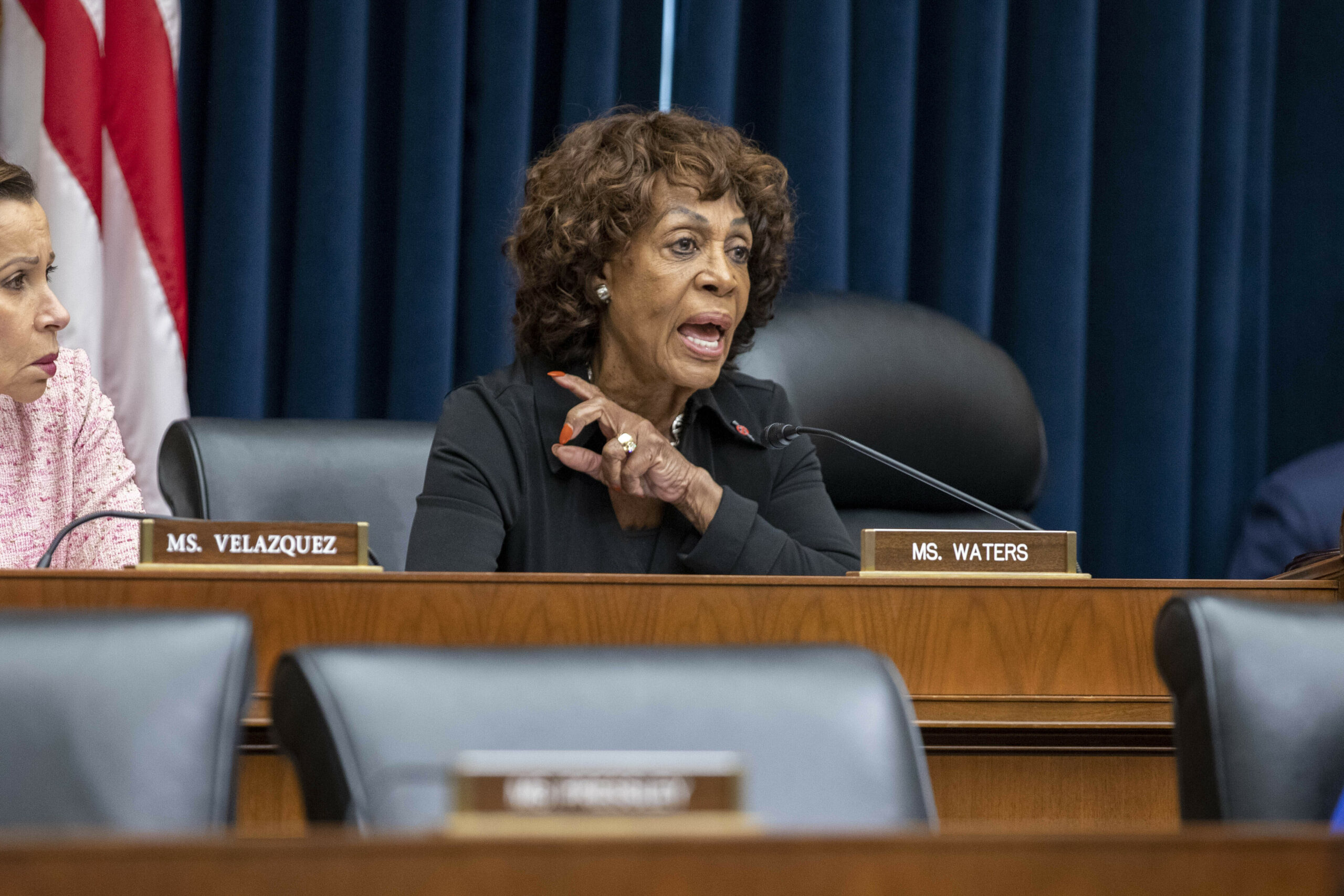 Longtime Democrats offer sigh of relief in party’s efforts to reclaim House by bucking retirement trend