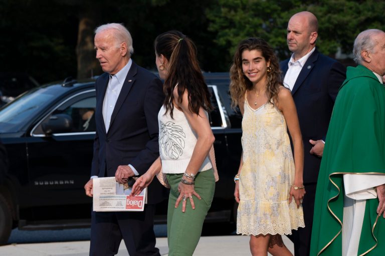 Majority: Biden ‘worse’ than other presidents, losing to Trump by 6