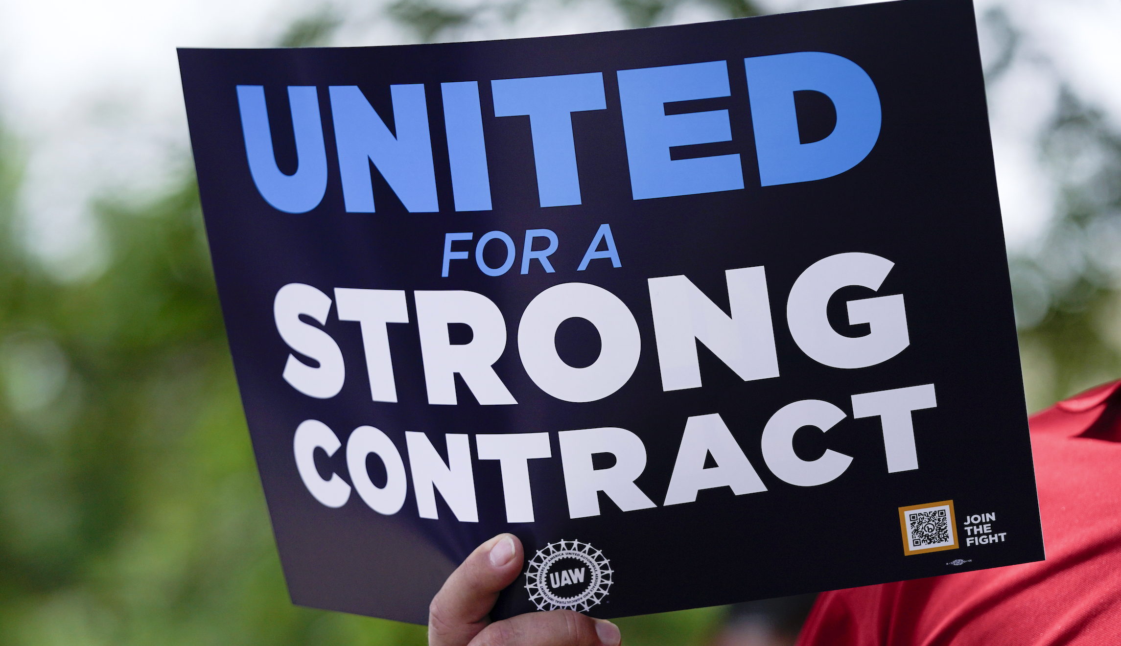 Biden administration touts report on unions and economy ahead of Labor Day