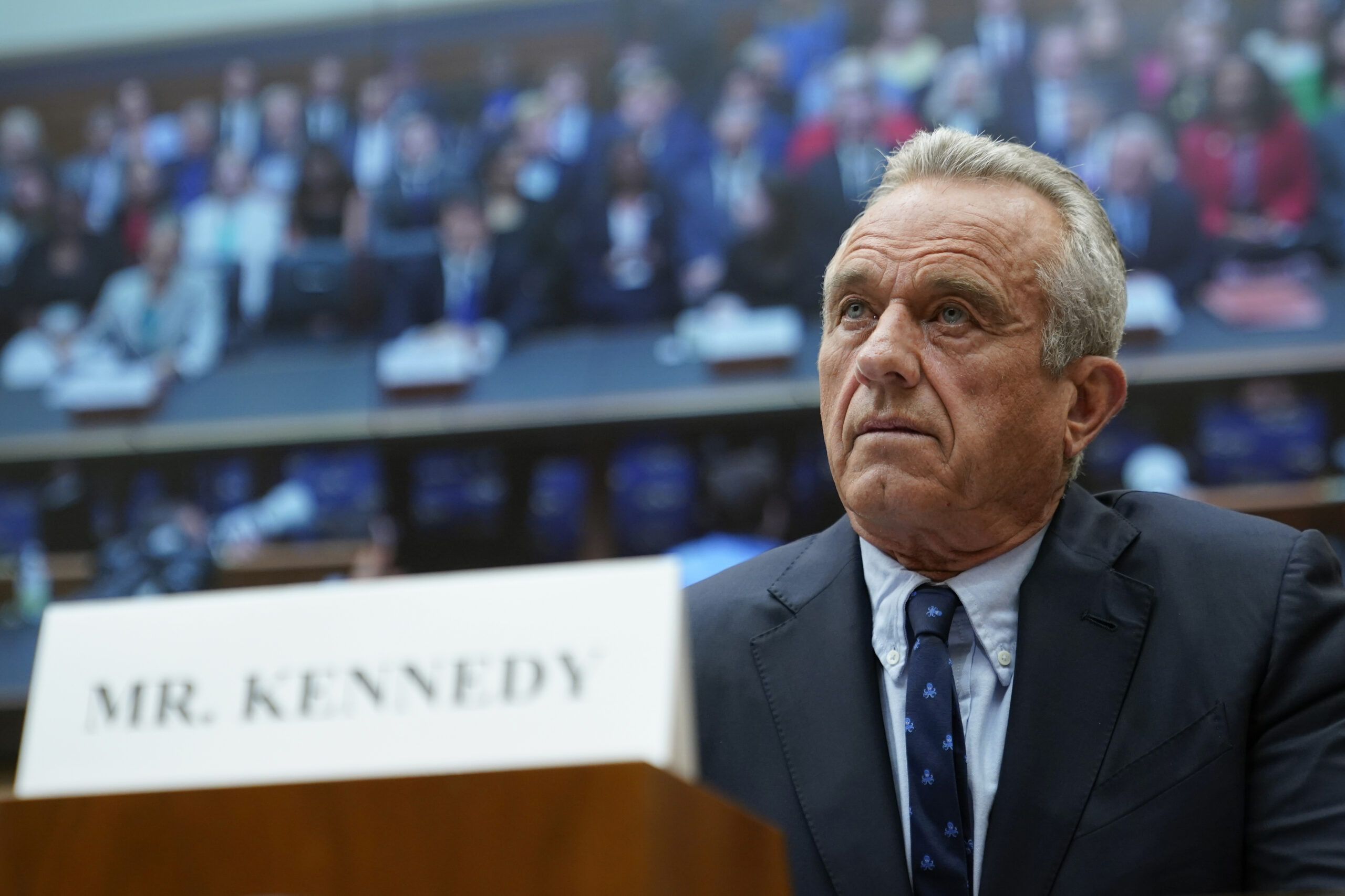 RFK Jr. tries to distance self from Trump as argument erupts in weaponization hearing