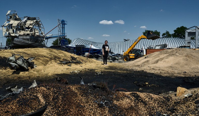 Russia continues assault on Ukrainian port city of Odesa