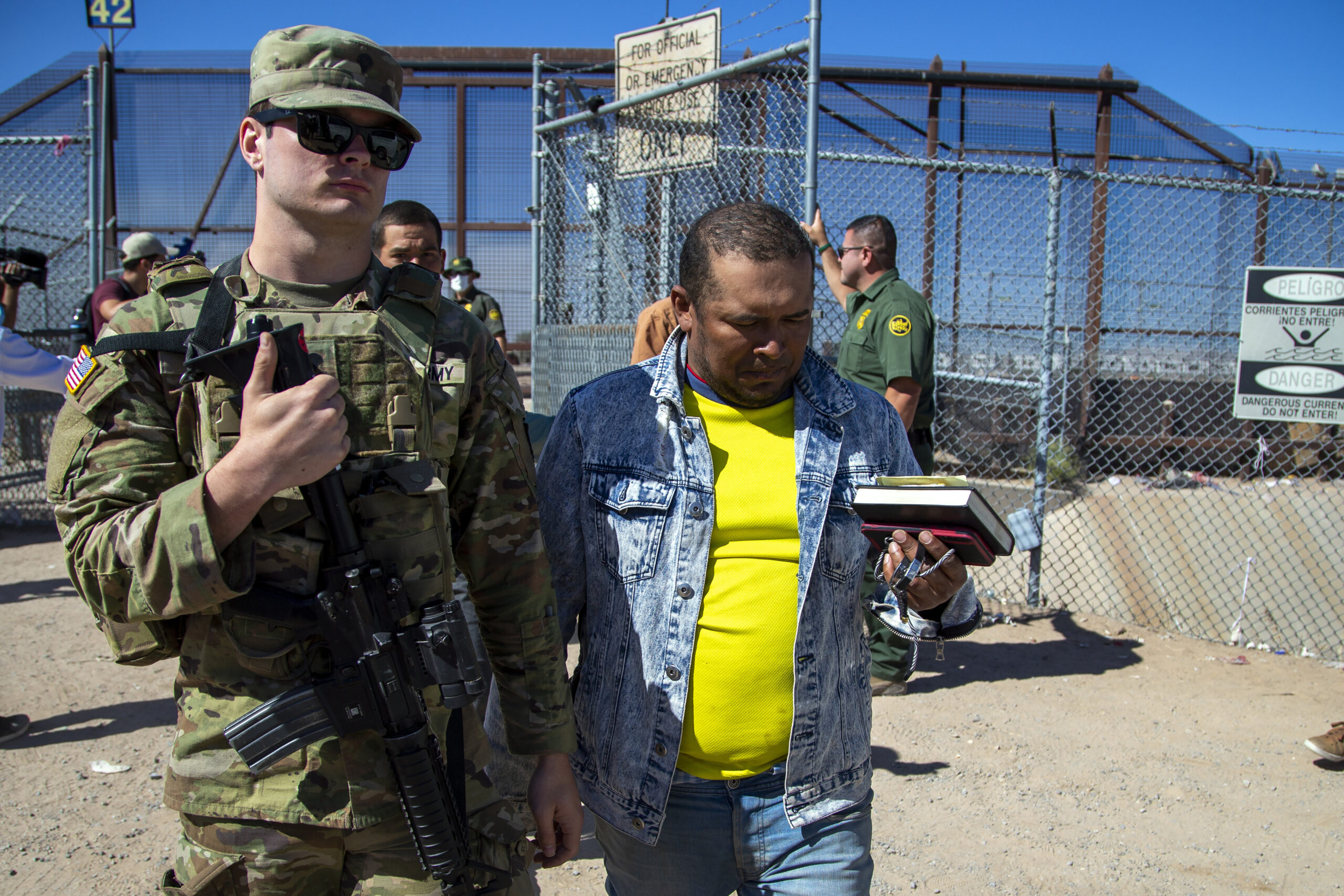 Pentagon extends hundreds of troops’ stay on Mexico border through end of September