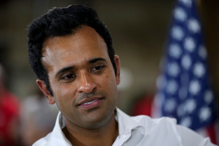 Republican debate: Kayleigh McEnany praises Vivek Ramaswamy as ‘outsider’