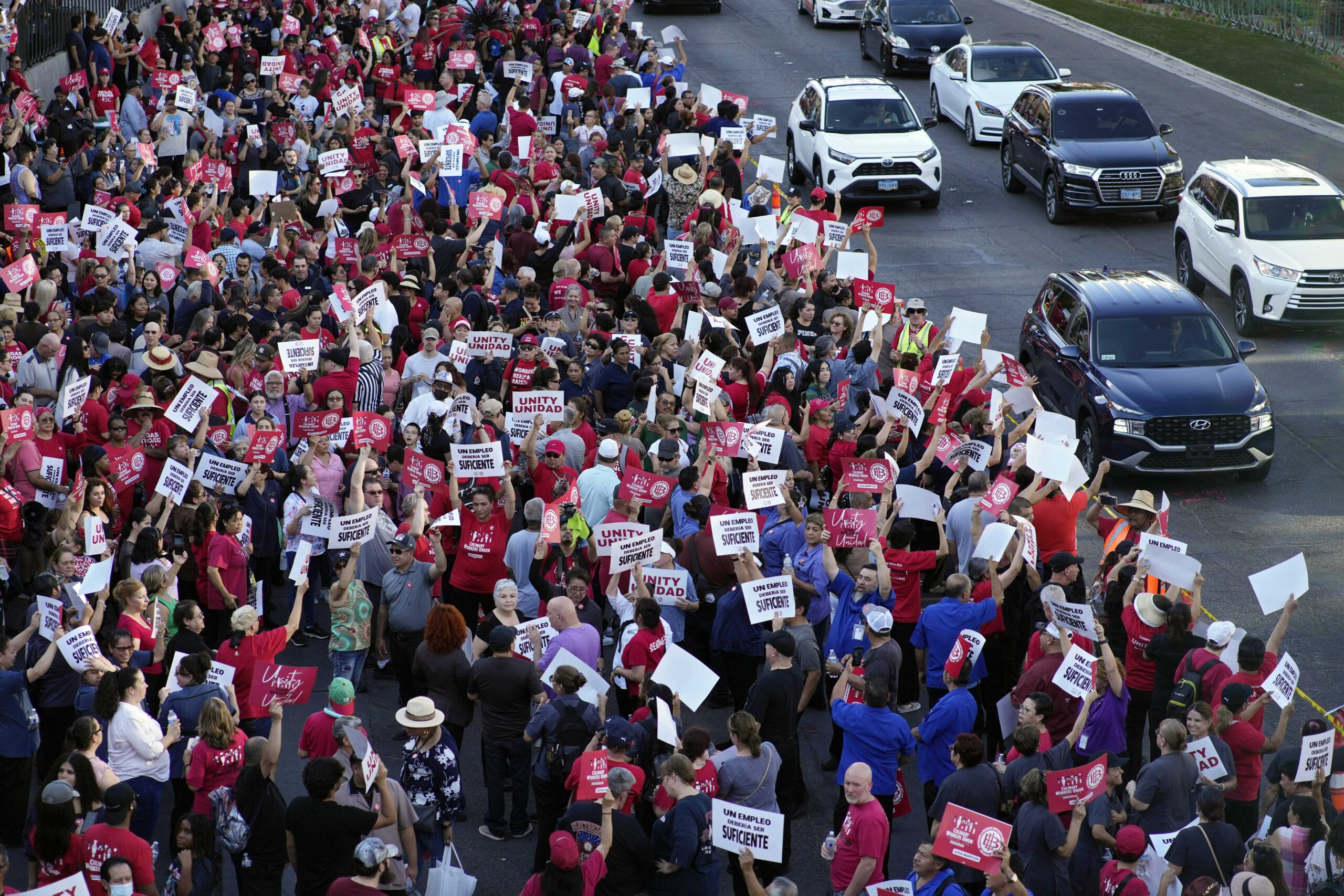 Culinary union to vote on Las Vegas strike authorization that could paralyze the Strip