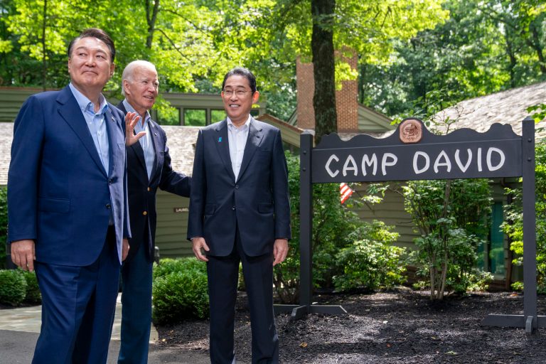 Biden welcomes foreign leaders and press to Camp David for first time in nearly a decade