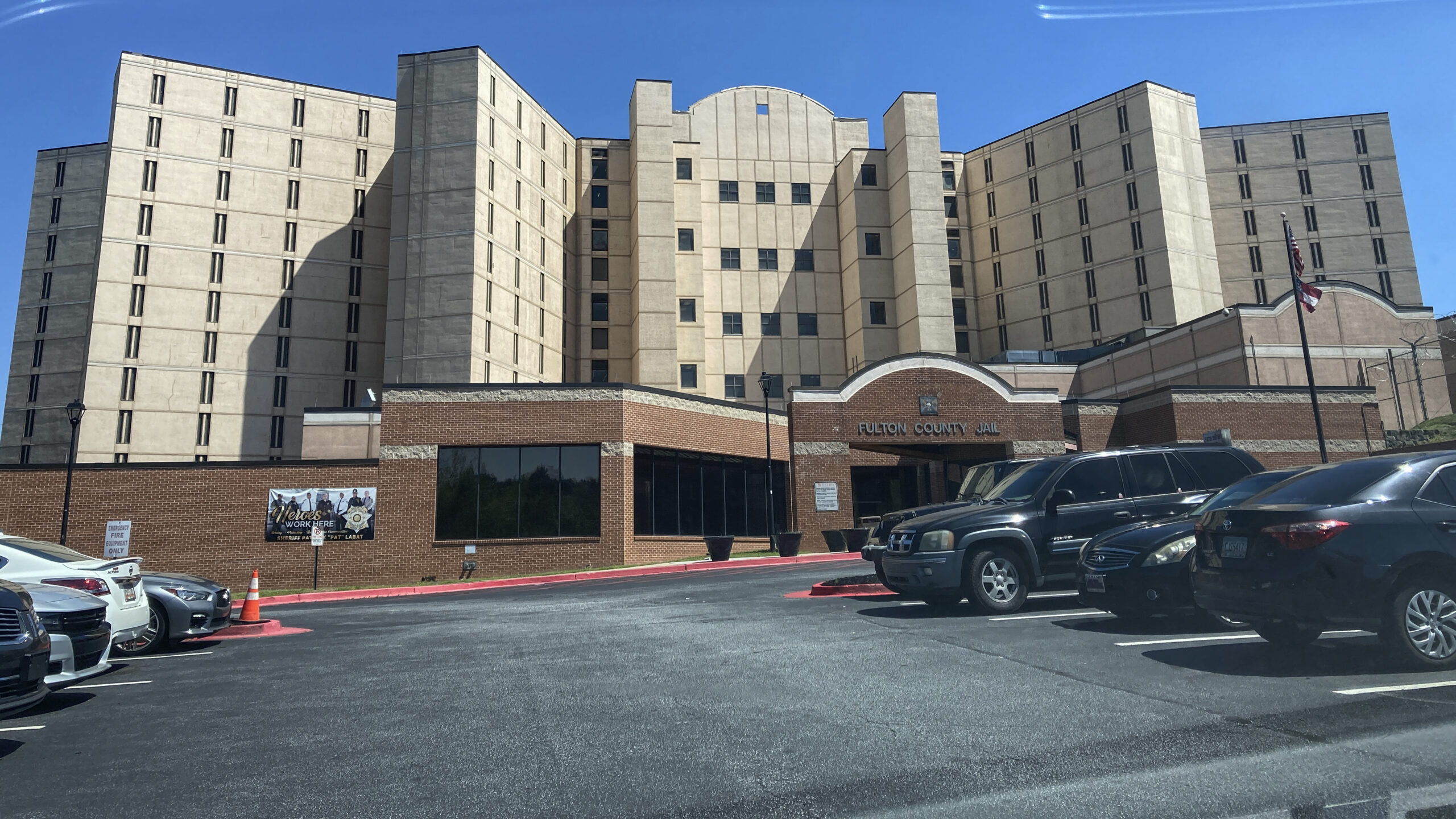 Trump RICO case: Kenneth Chesebro and Ray Smith surrender at Fulton County Jail