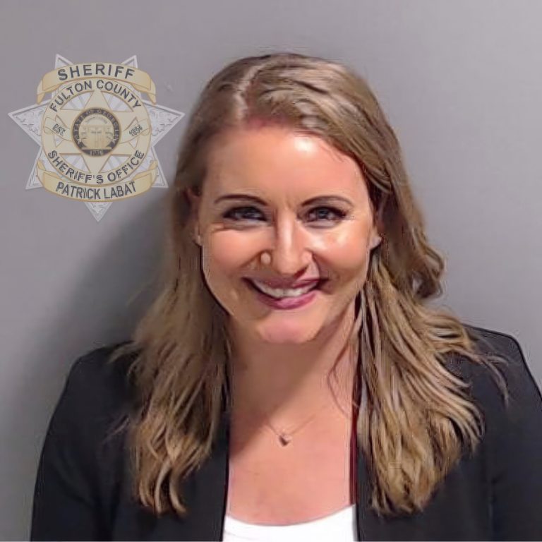 Social media praises Jenna Ellis’s smiling mug shot, resulting in more support
