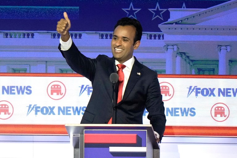 Karl Rove calls Vivek Ramaswamy’s debate performance ‘robotic’