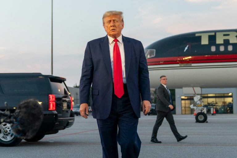 Trumpâs tariffs wonât address the trade deficit