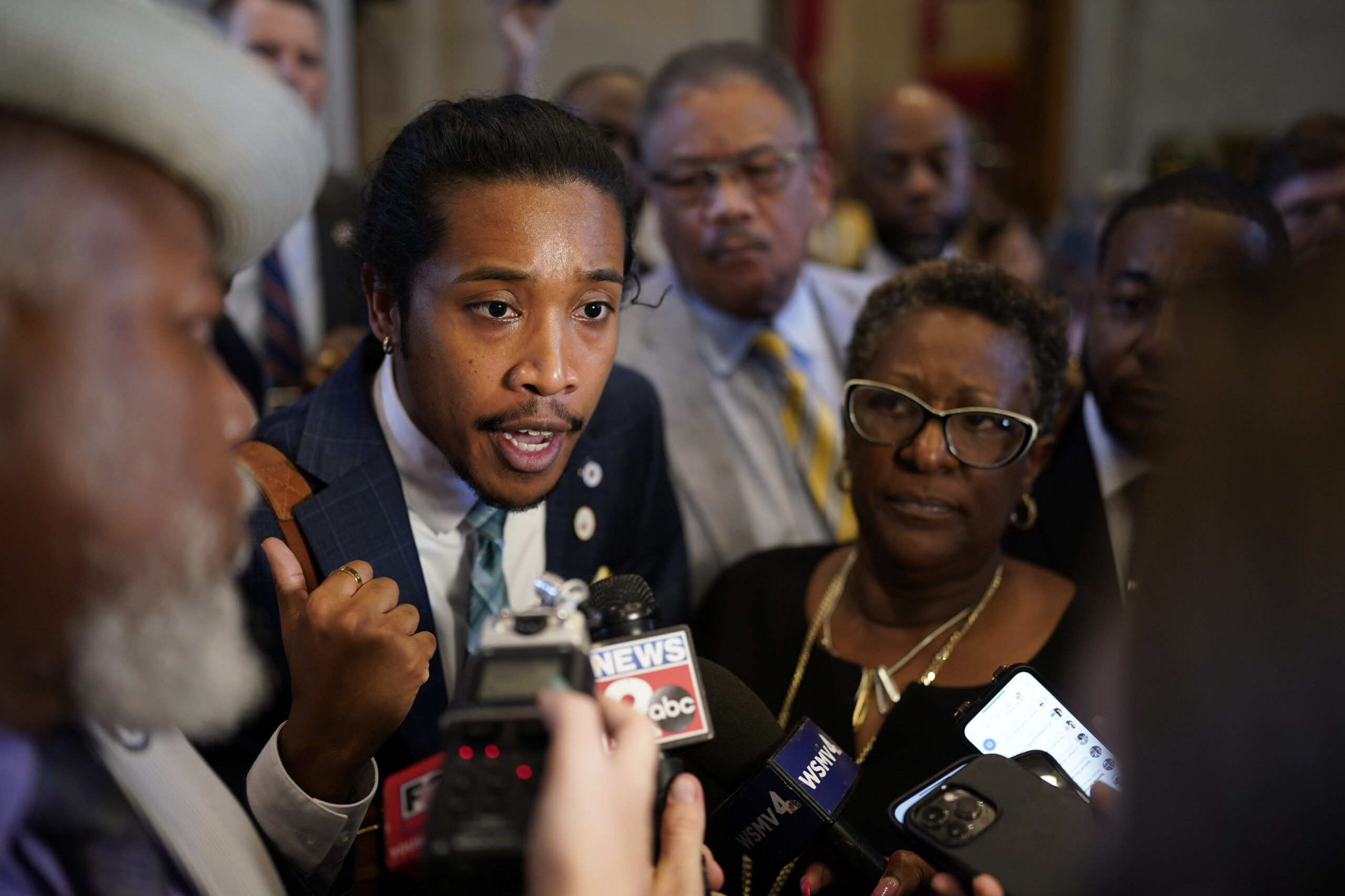 Tennessee Three: GOP lawmakers vote to silence Justin Jones, prompting walkout