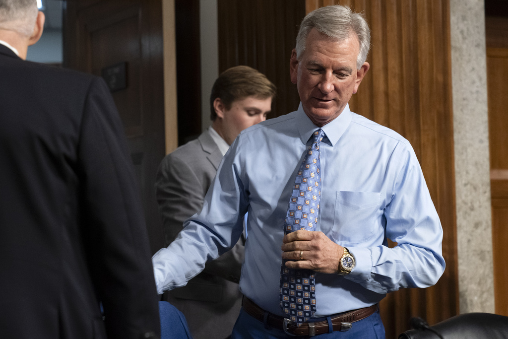 Tuberville to force votes on Navy and Cyber Command nominees caught in Pentagon blockade