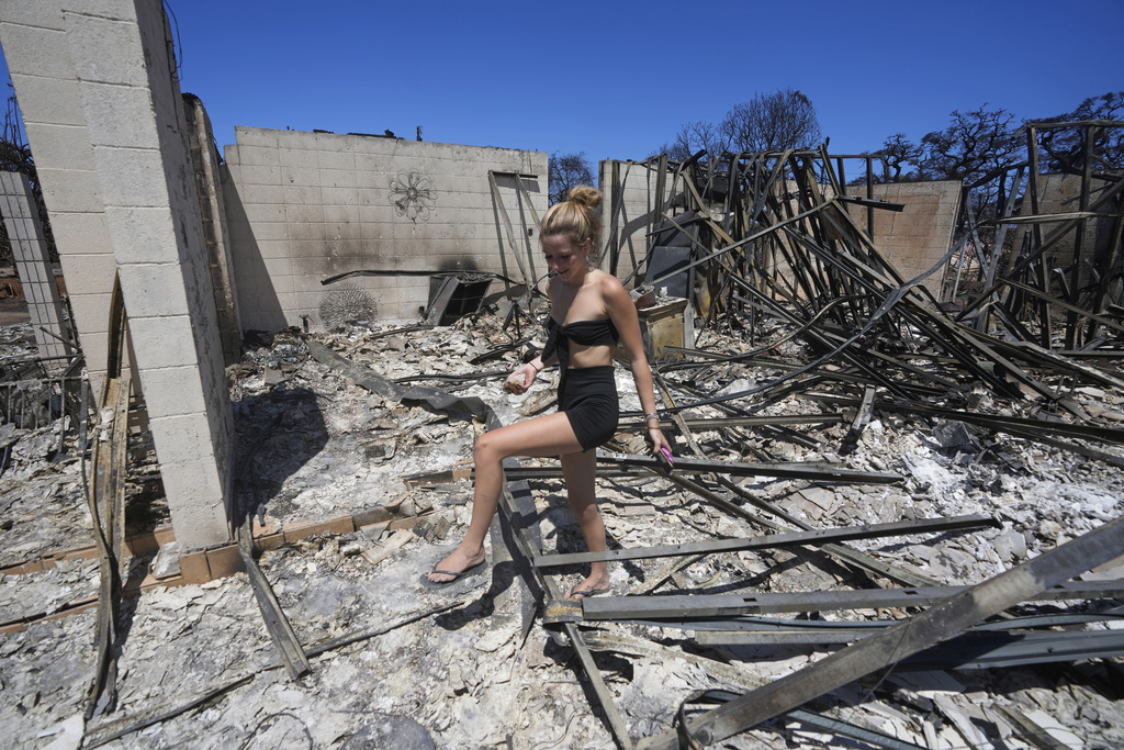 Hawaii wildfires: Residents to be allowed to return to their homes after seven weeks