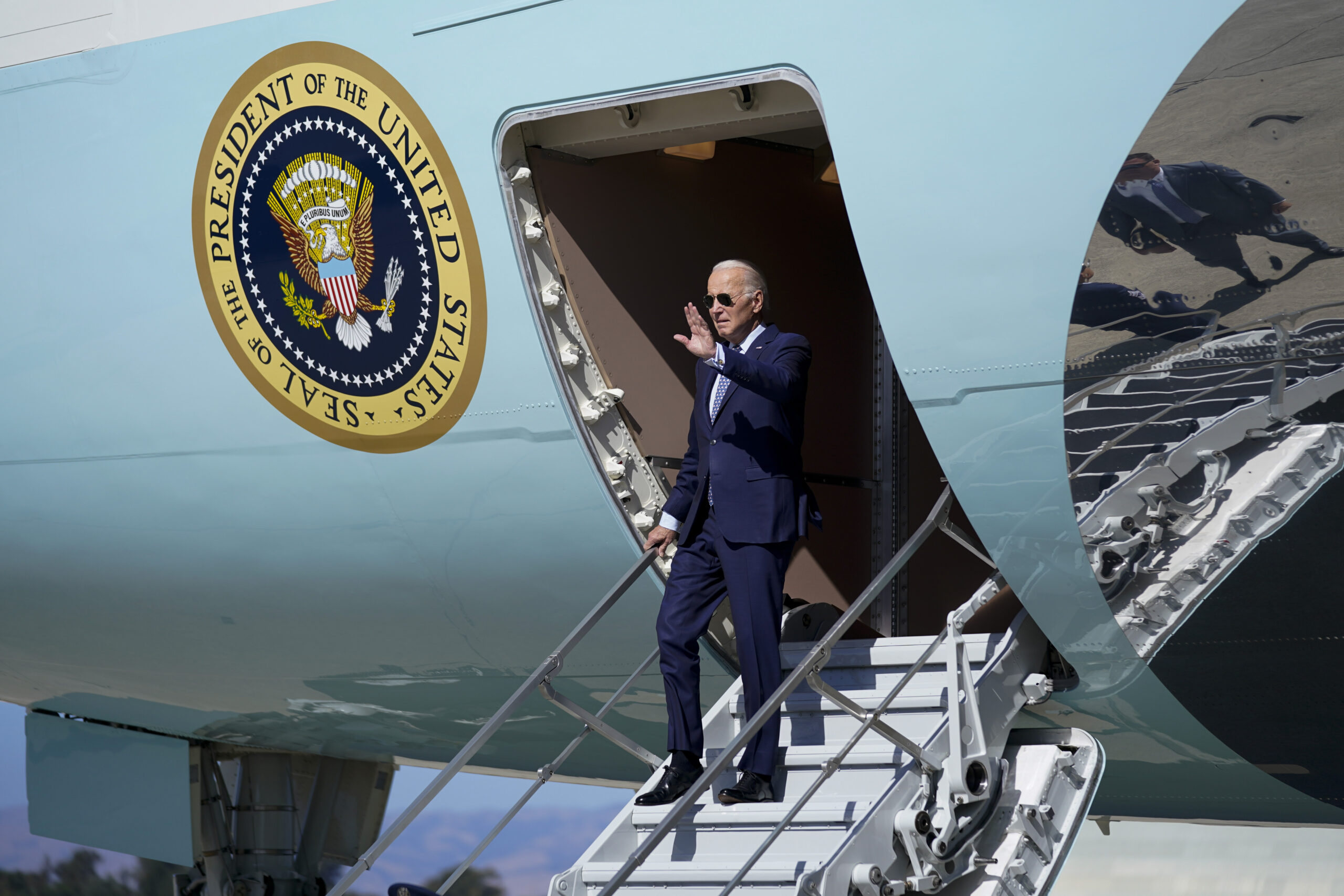 WATCH LIVE: Biden to meet with science and technology council in California