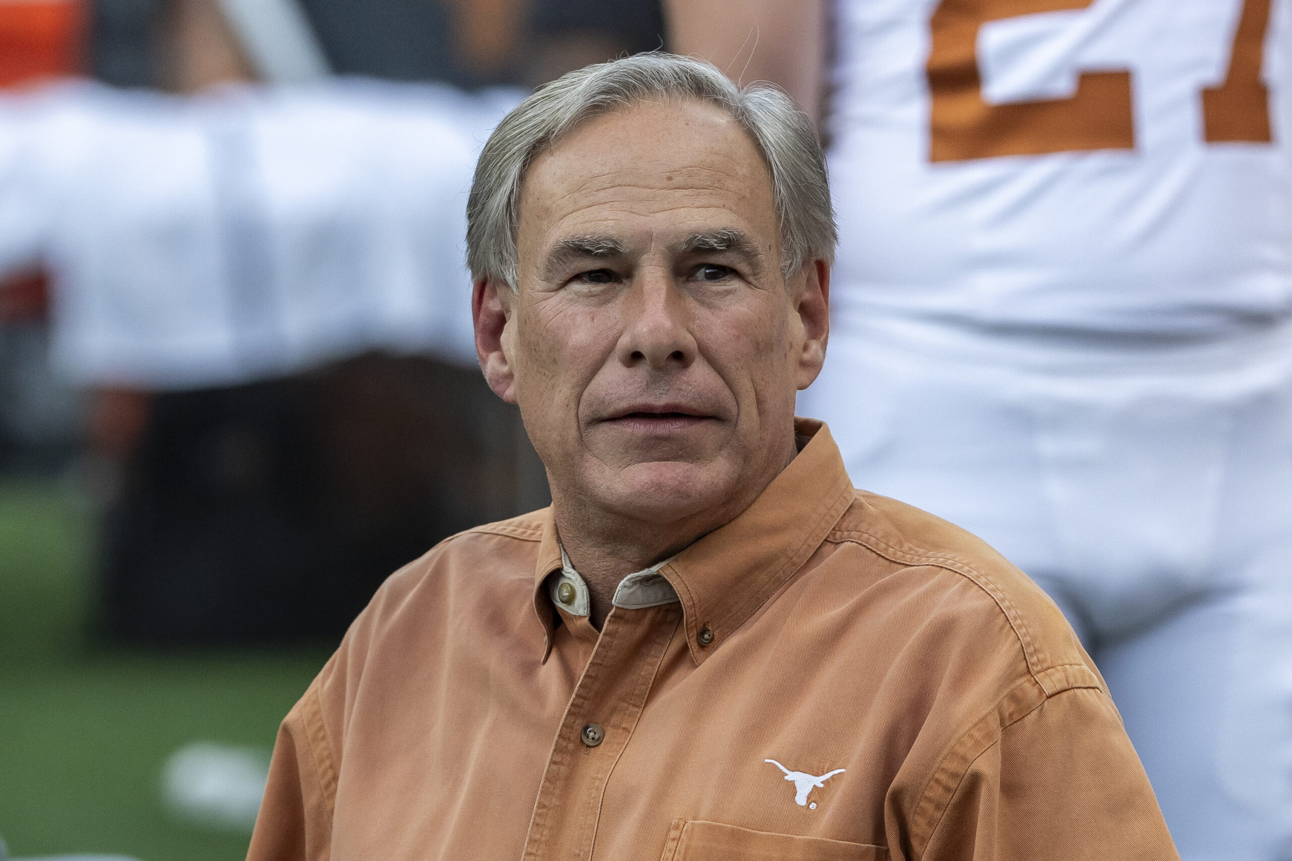 Abbott signs bill subjecting illegal border crossings to state jurisdiction