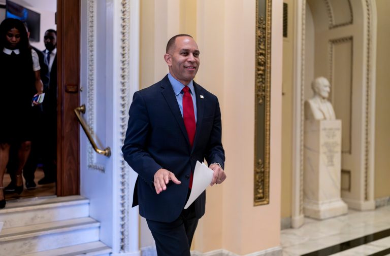 House Democrats tell GOP to advance bipartisan spending bill: ‘Only way forward’