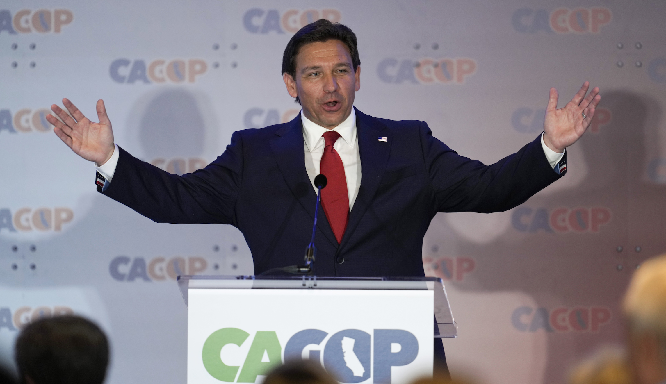 DeSantis begins to take the gloves off against Trump