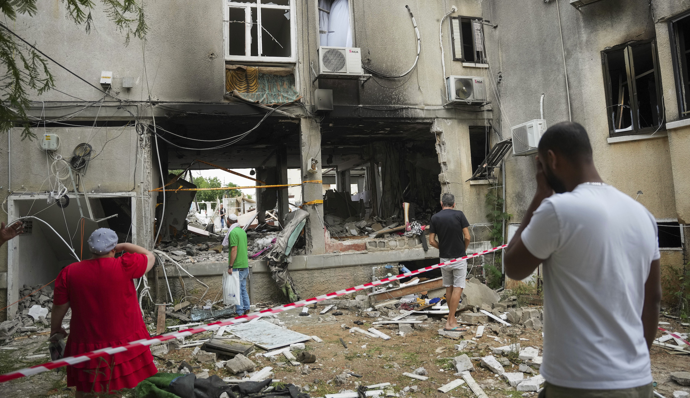 Israel war: Hamas urges Israeli residents in nearby Ashkelon to leave