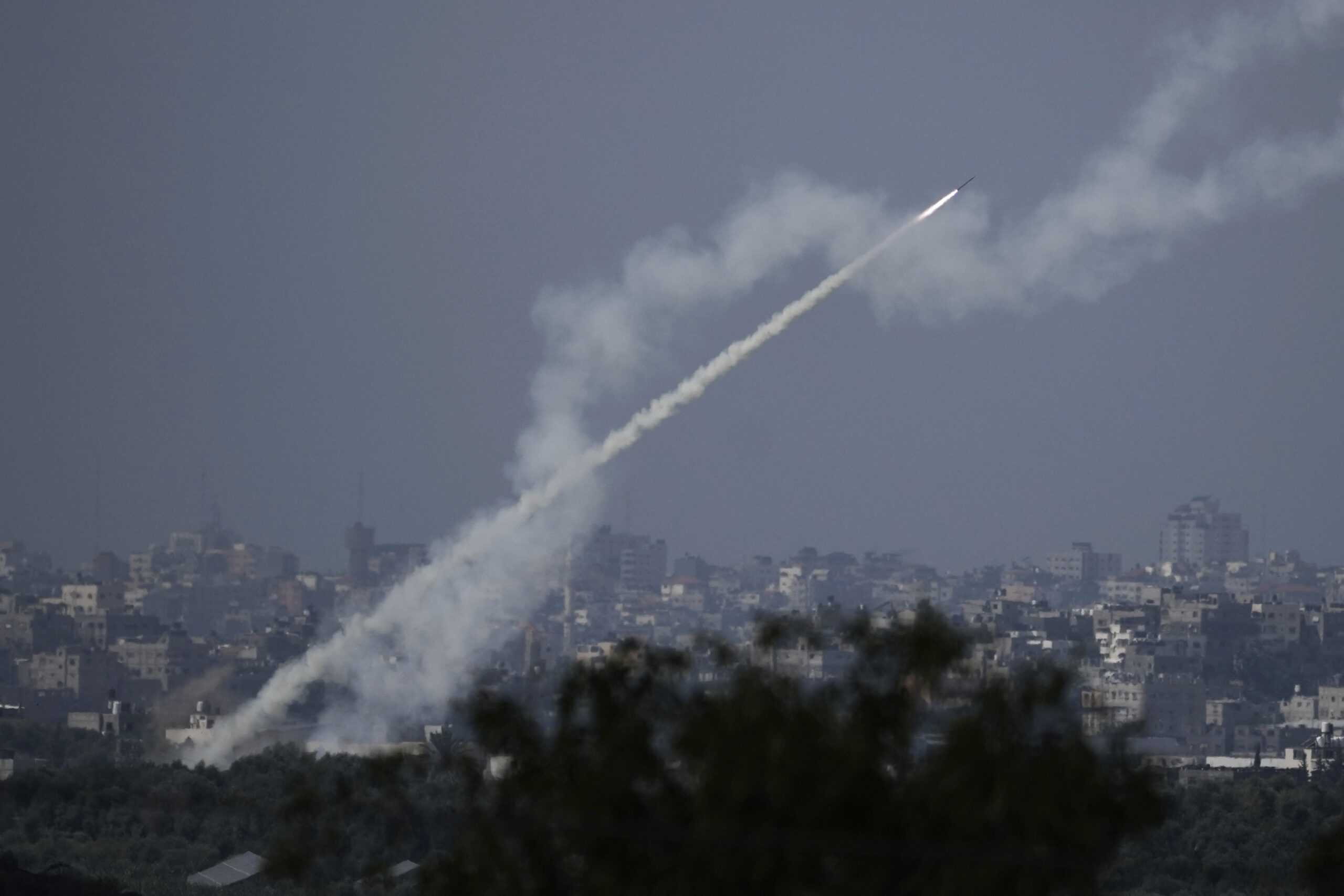 Warren money laundering bill gets new attention after Hamas crypto ties