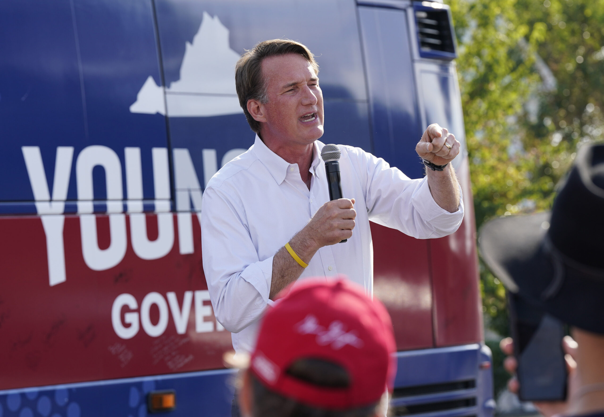 Youngkin rebuffs Trump’s comments telling voters not to worry about voting