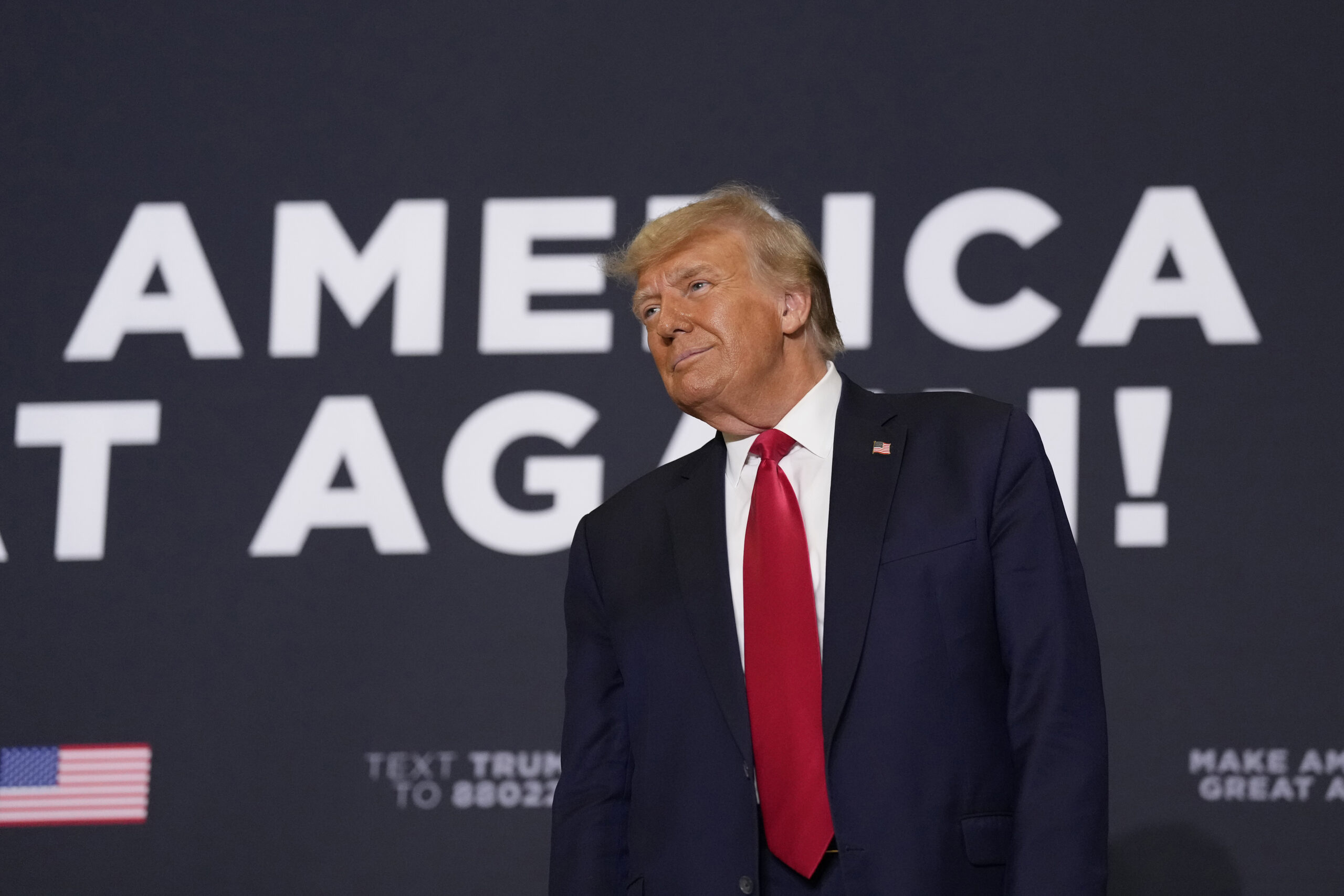 Trump primary challengers dwindle to the single digits in new poll