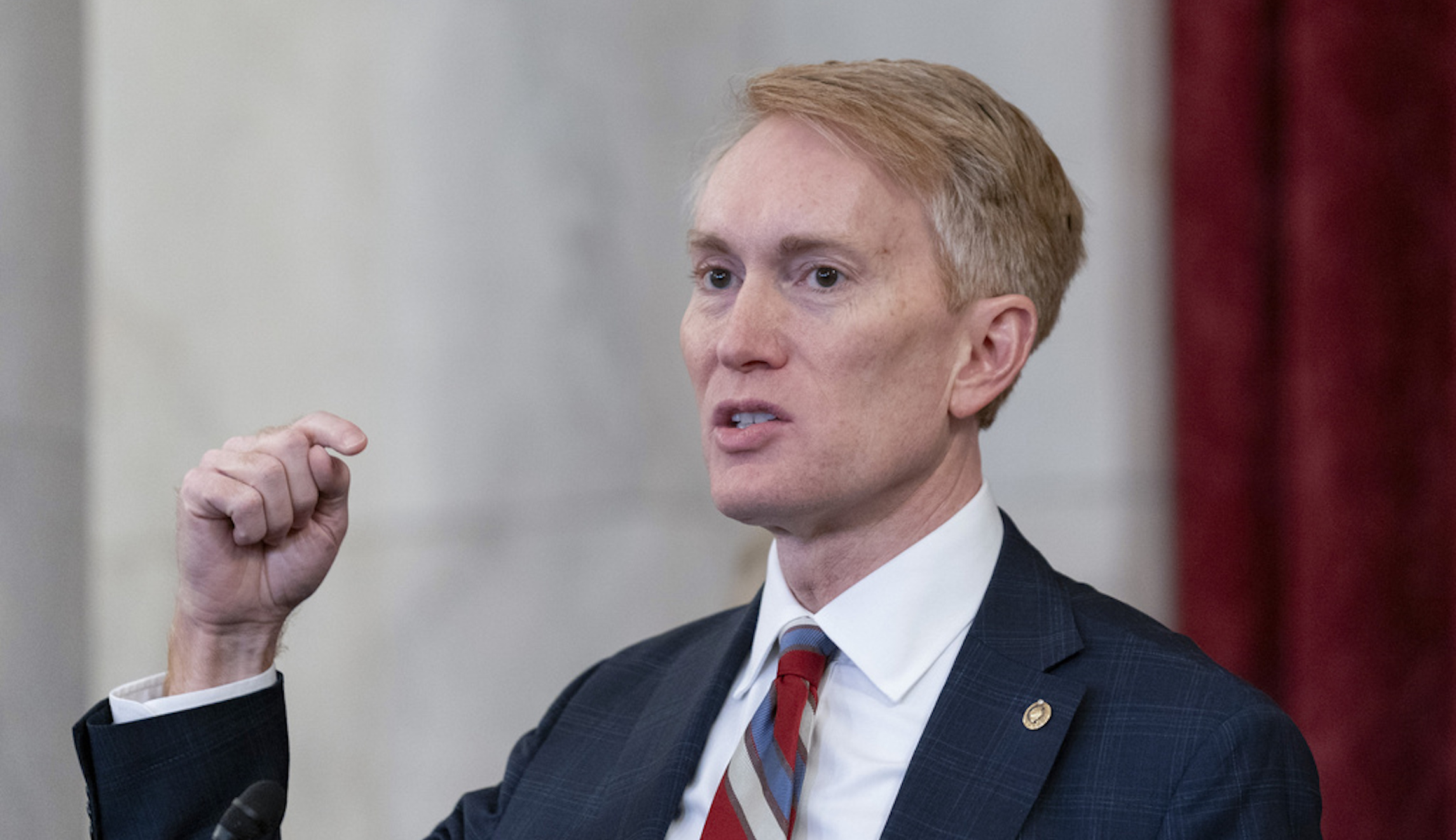 Senate border talks come down to the wire amid Schumer deadline