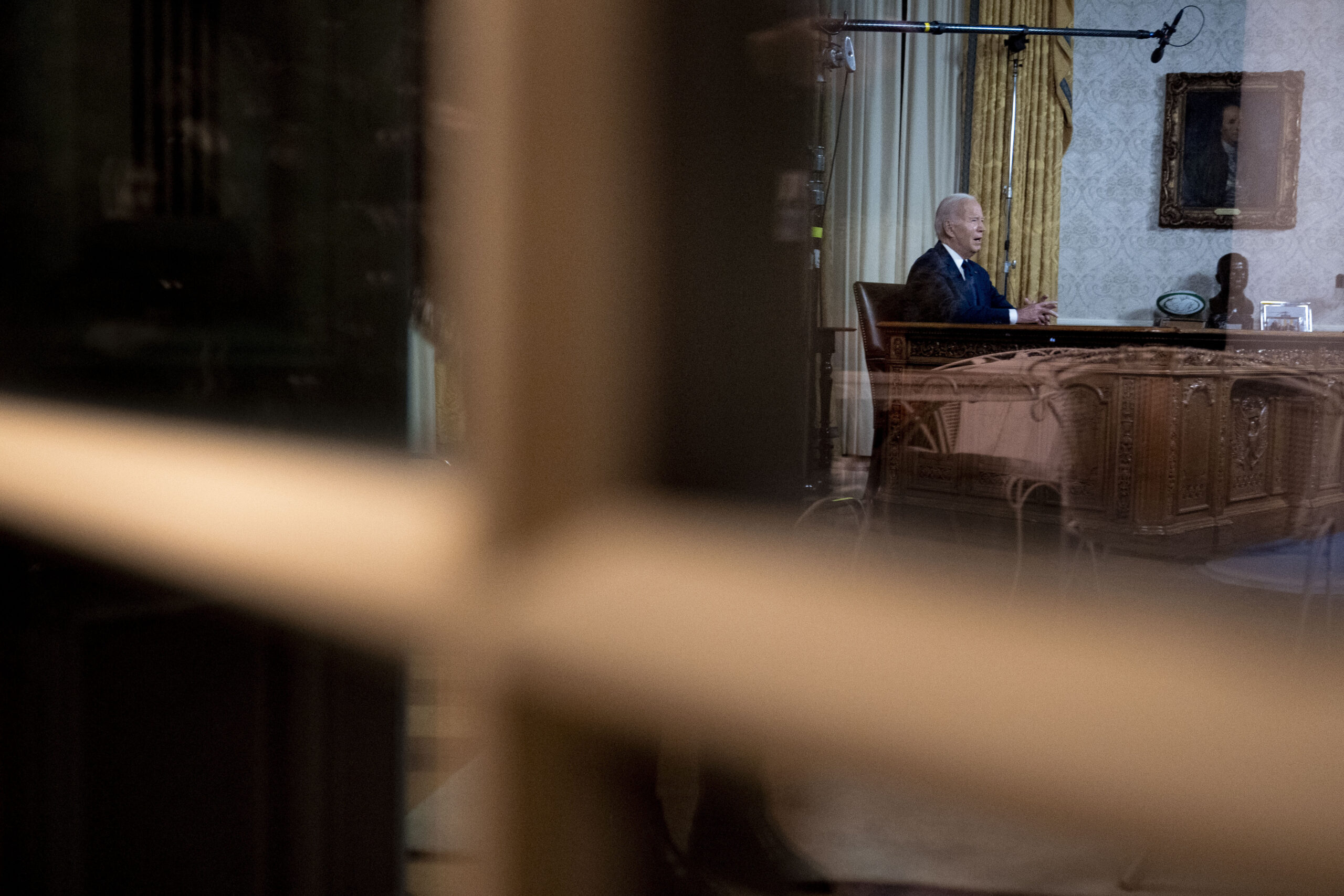 Biden goes directly to the public on Israel and Ukraine with Oval Office address