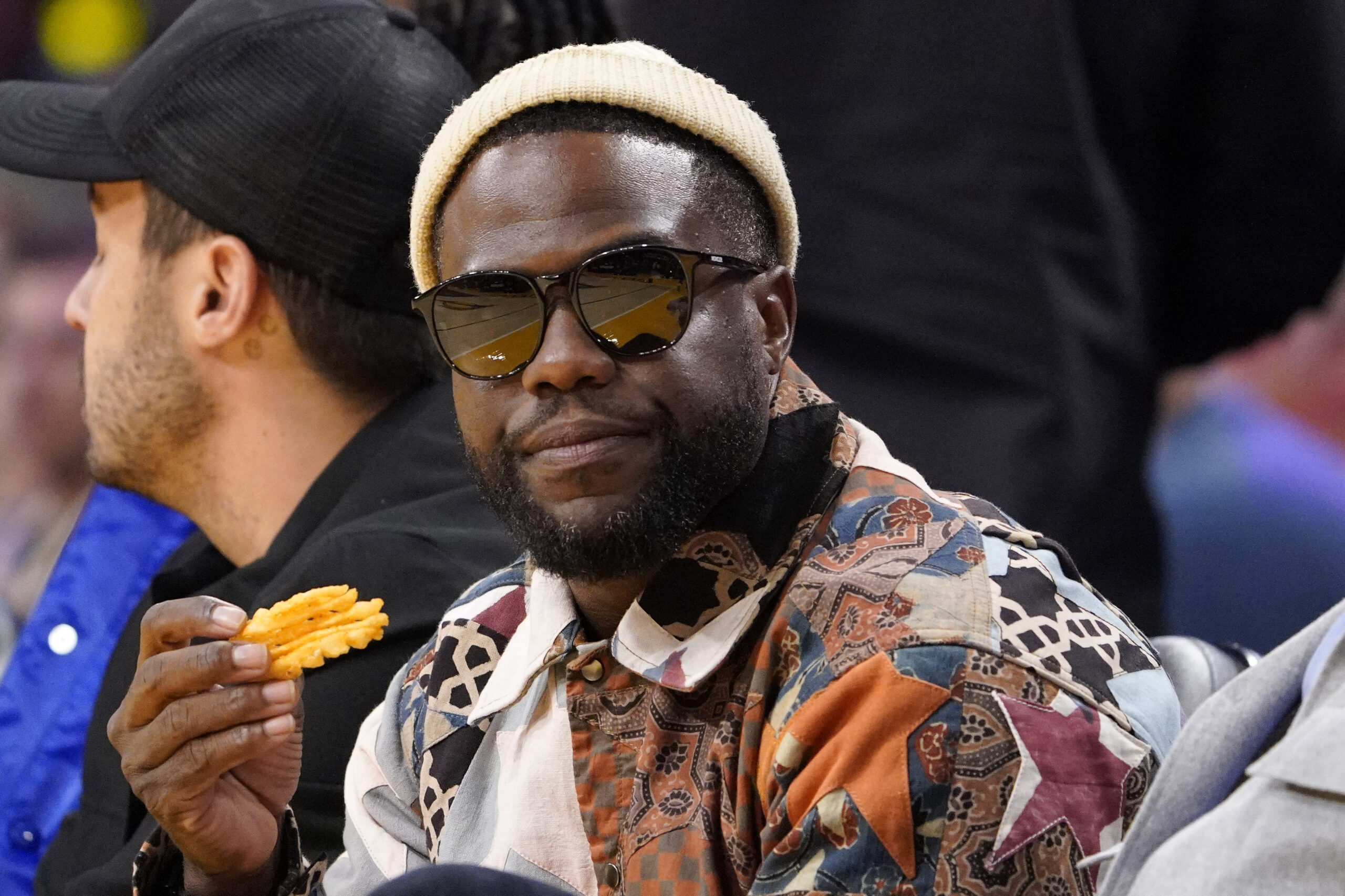 Kevin Hart to receive Mark Twain Prize for lifetime achievement in comedy
