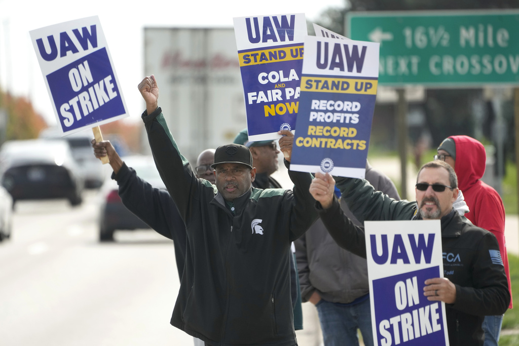 UAW president hails Stellantis deal: ‘We have moved mountains’