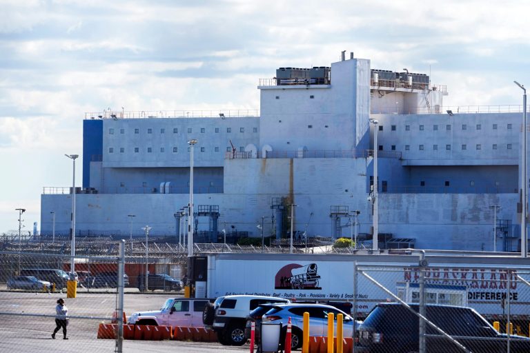 New York shuts down country’s last floating prison