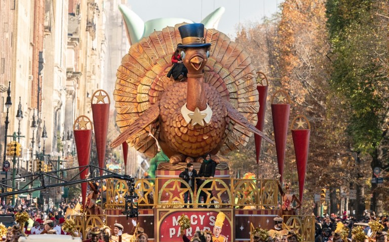 Thousands sign petition against LGBT ‘extravaganza’ at Macy’s Thanksgiving Parade