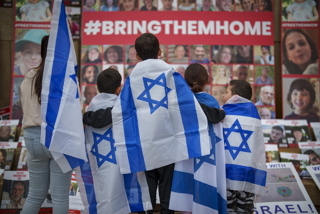 Thirty-nine Palestinians released as hostages returned to Israel