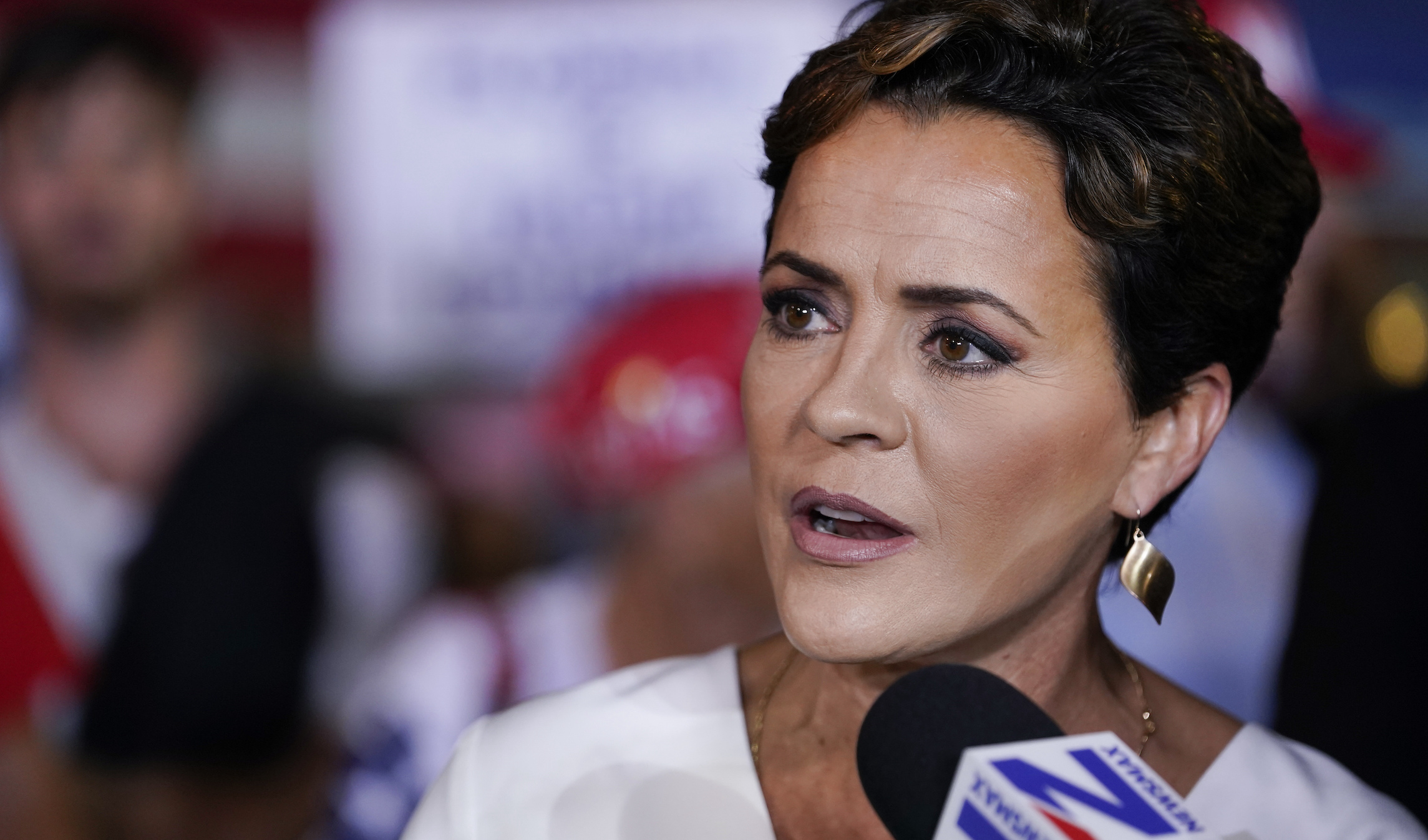 Kari Lake says Biden unleashed border crisis ‘intentionally to destabilize our country’