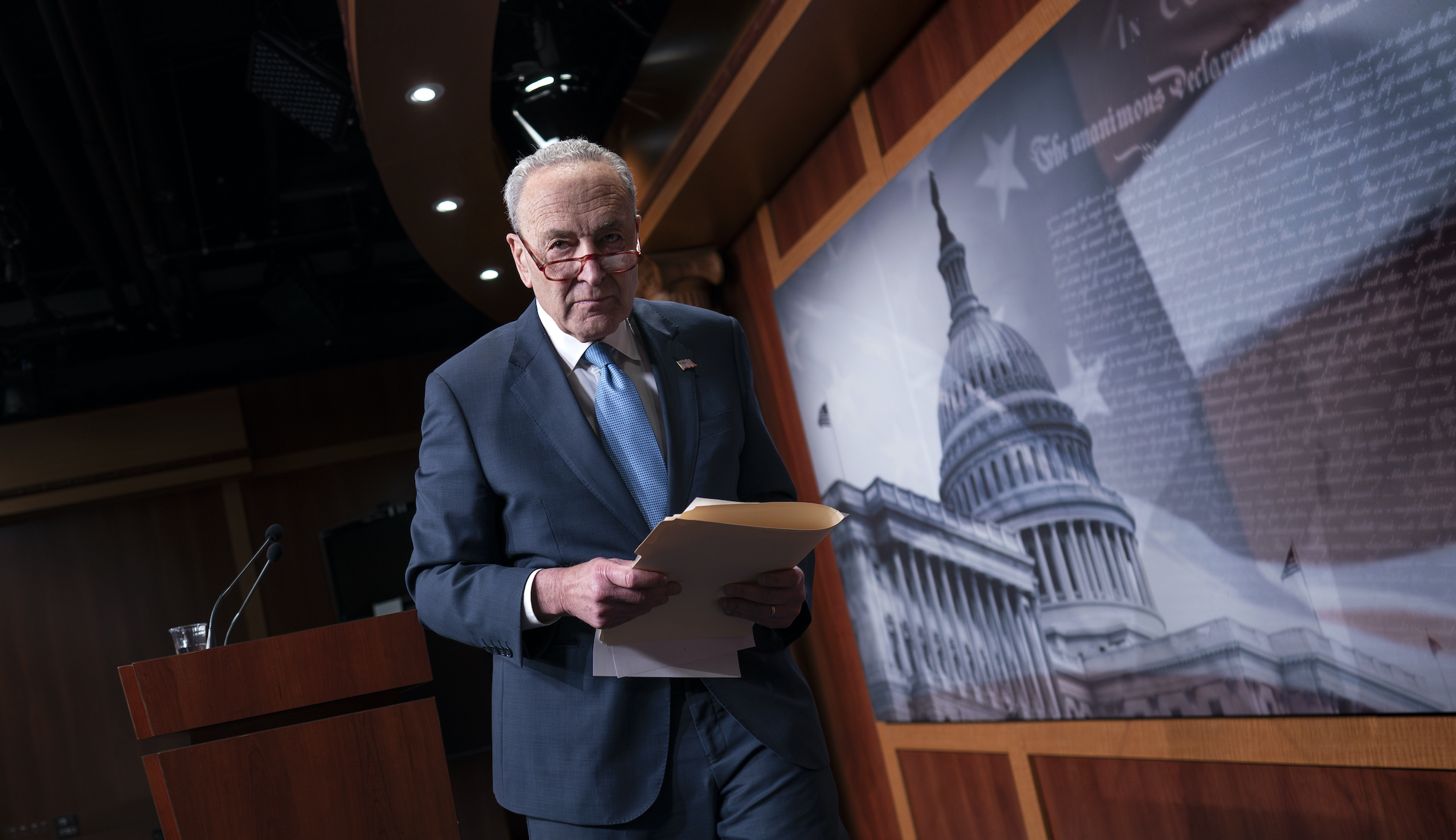 Senate passes short-term spending bill to avoid government shutdown