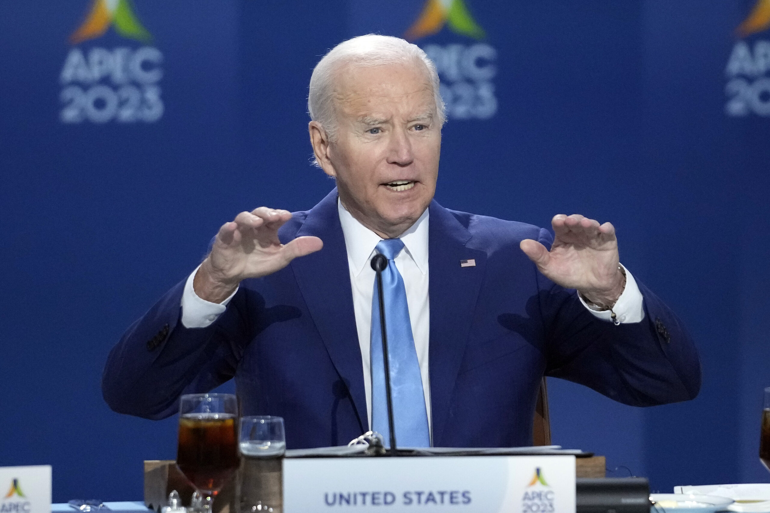 Biden threatens sanctions against Israeli settlers attacking Palestinians in the West Bank