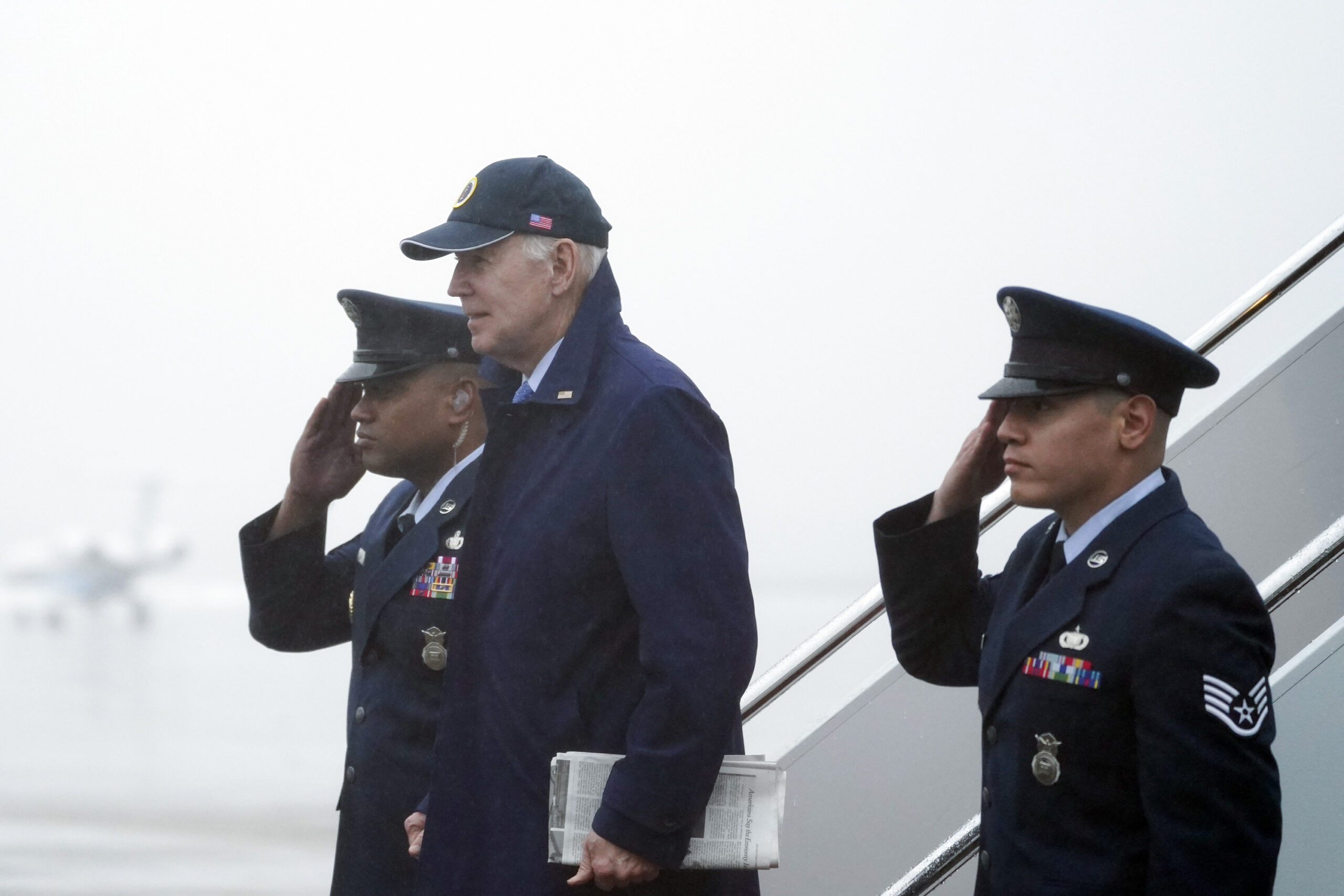 White House dances around Biden campaign shake-up as poll numbers drag