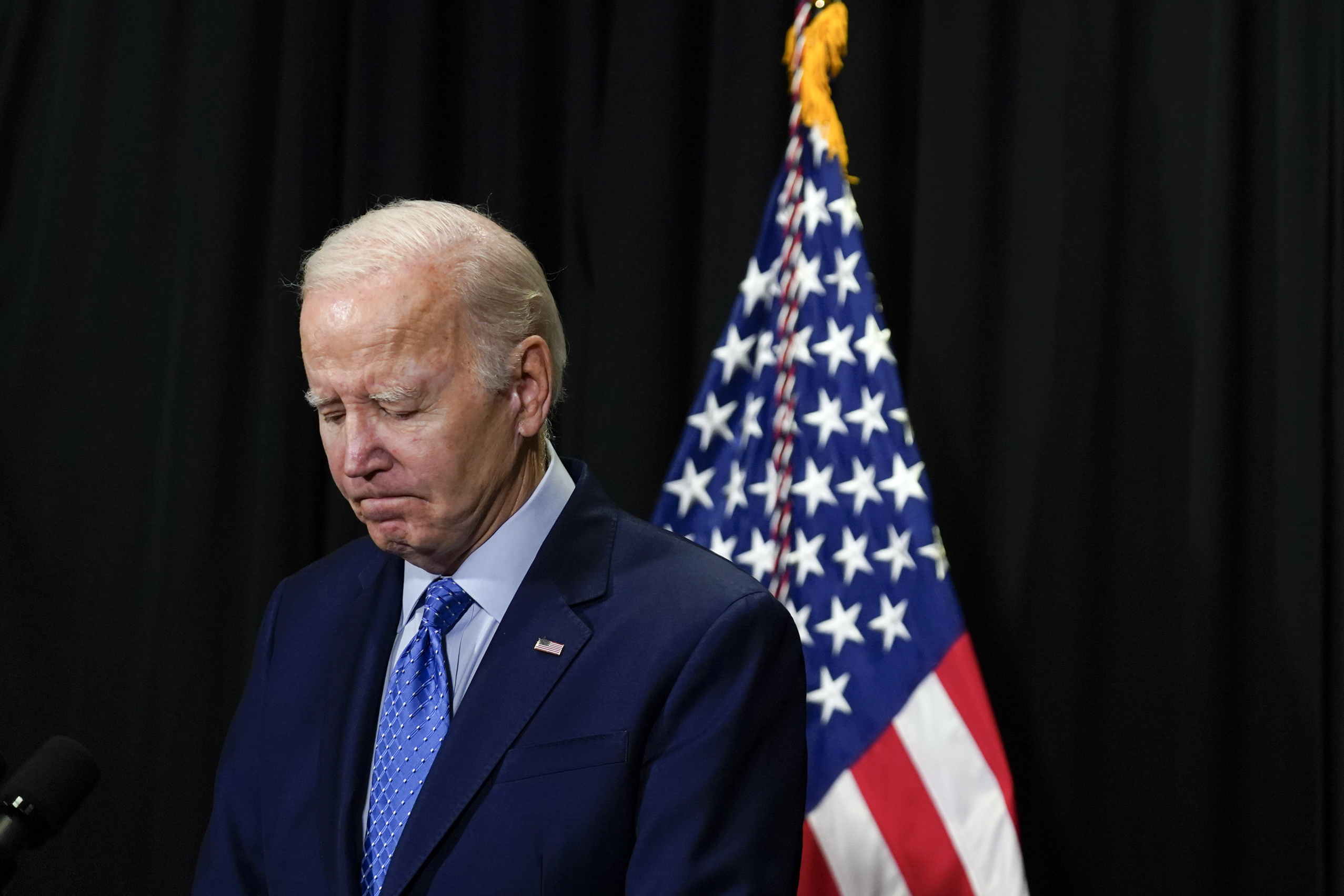 White House frantically sounds the alarm on Ukraine aid: ‘We are out of money’
