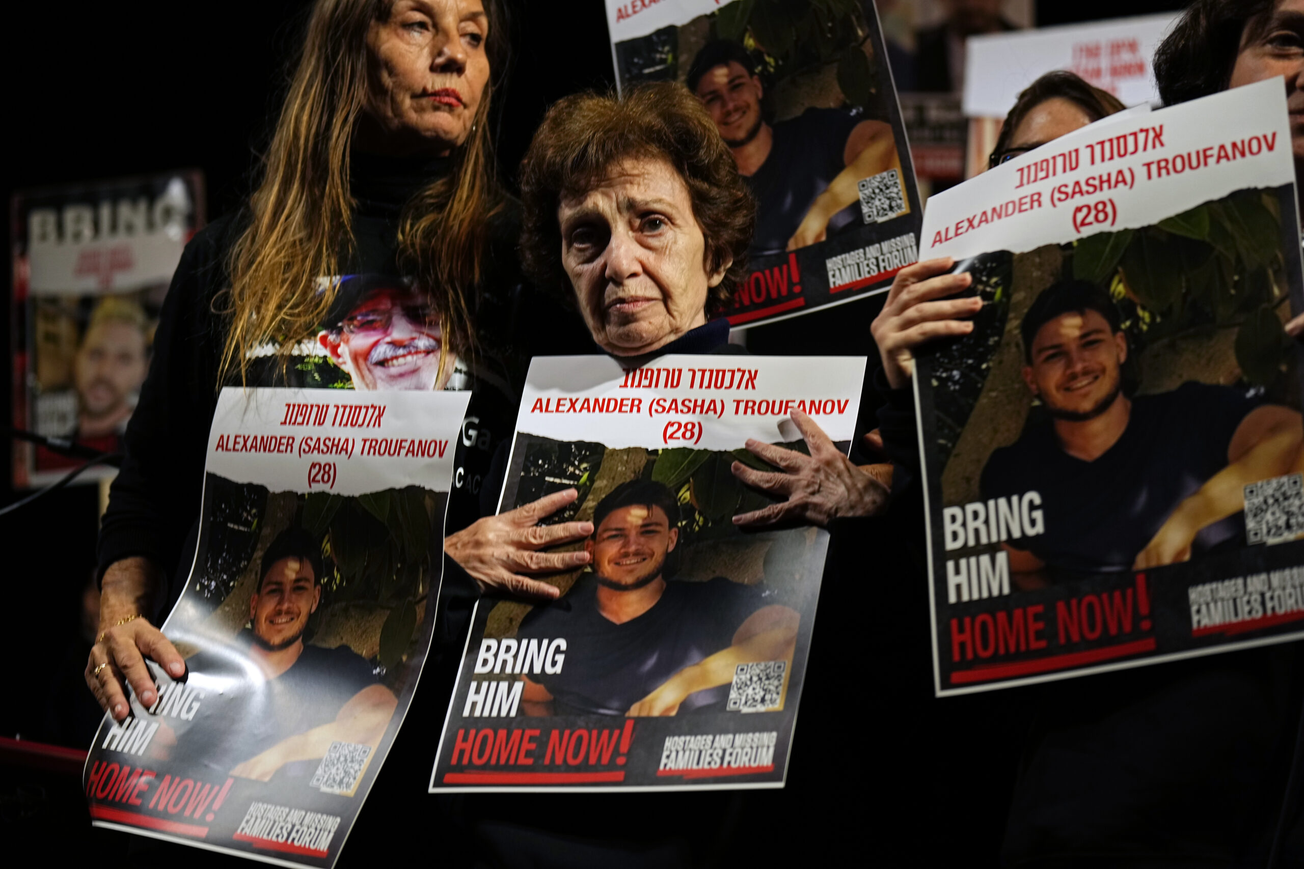 Hamas hostage seen fighting back against captors in video from Oct. 7