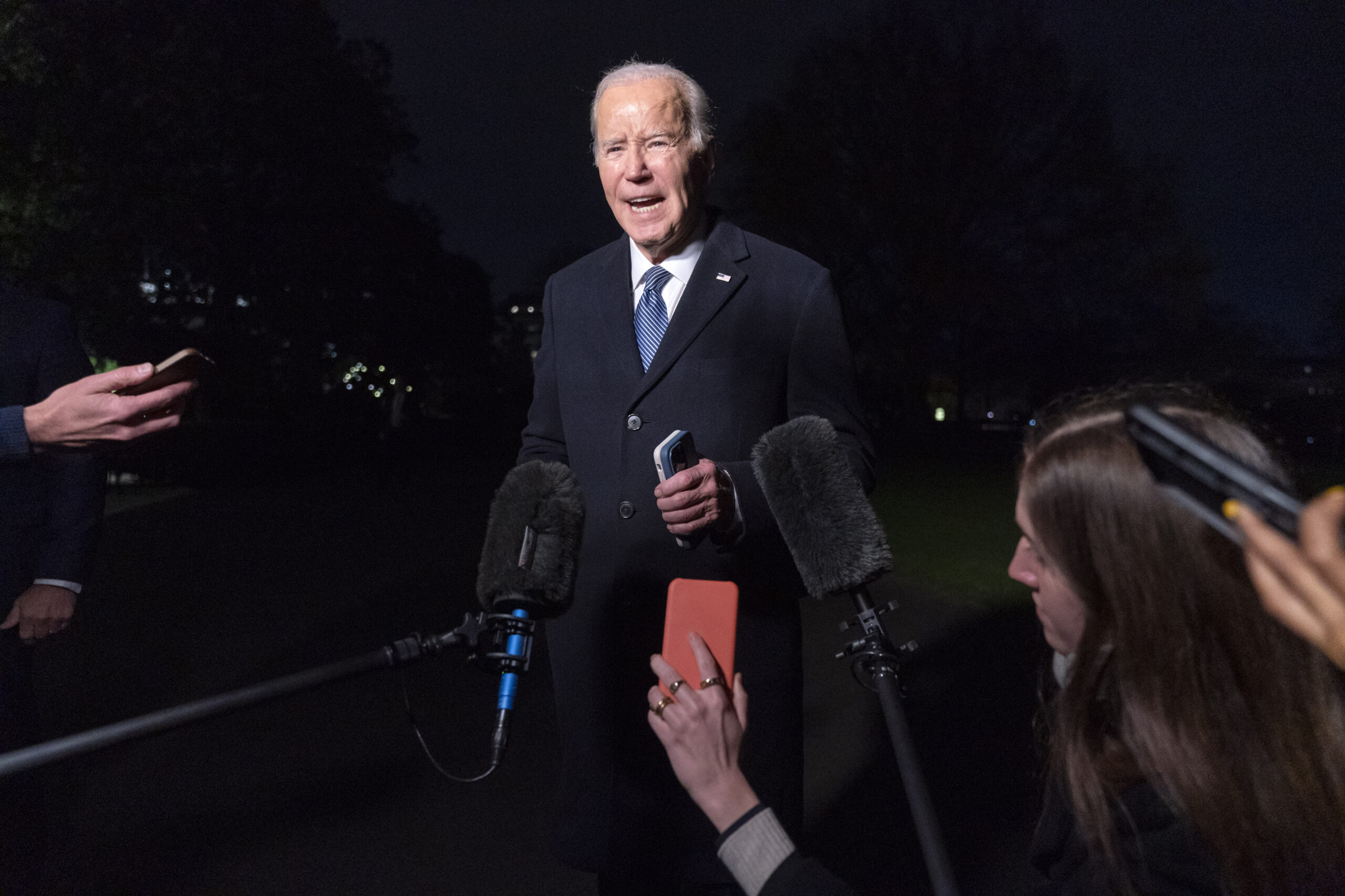 Biden administration expected to delay controversial menthol cigarette ban