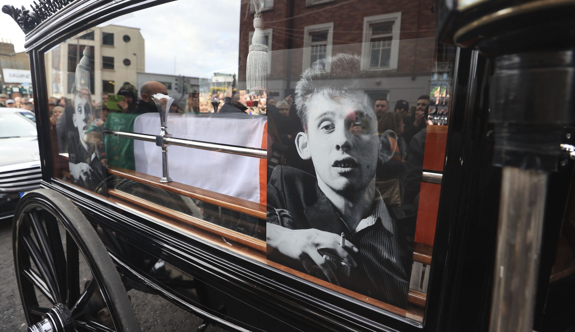 With punk and pluck, Shane MacGowan sustained the Irish folk tradition