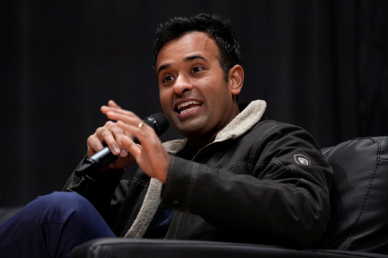 Ramaswamy switches Iowa campaign event to prayer for school shooting victims